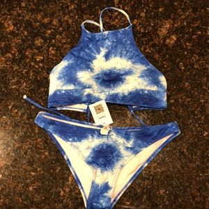 Cupshe bikini set